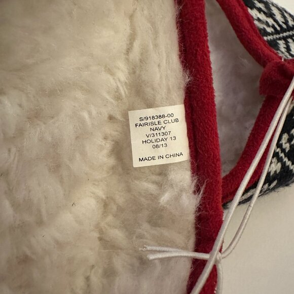 GAP (M) Soft Fair Isle Slippers Knit Faux-Fur Red Black Navy White Size 7 8 7.5 - Picture 8 of 11